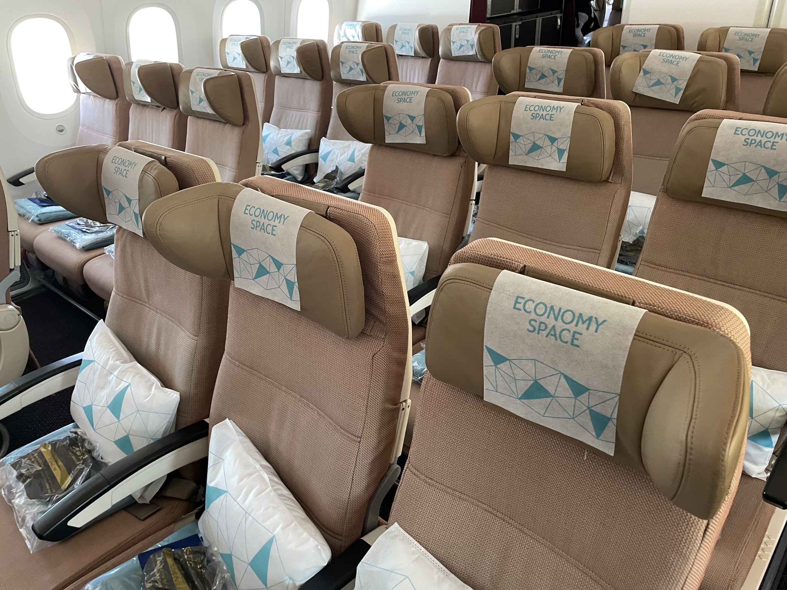 Etihad Economy Space cabin on 787