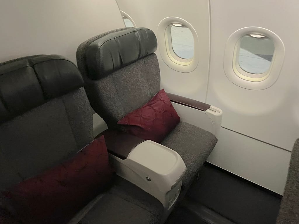 Seat 3A on Qatar Airways A320