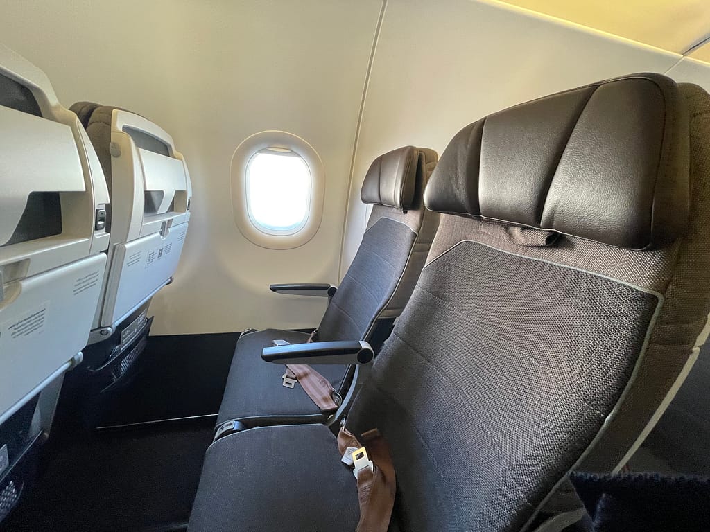 Etihad Airways A320 Economy seating
