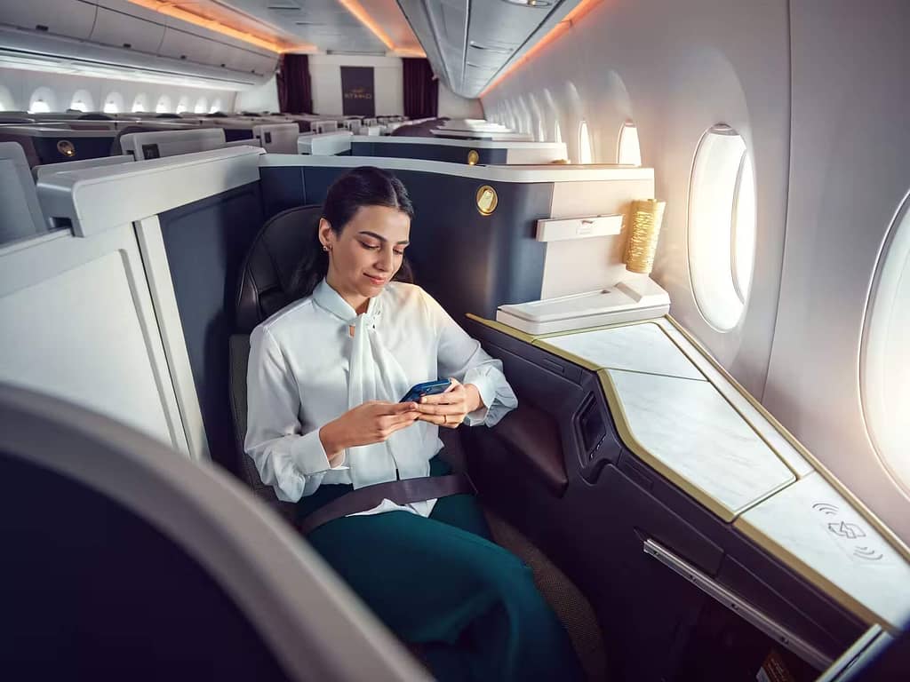 Etihad A350 Business Suite