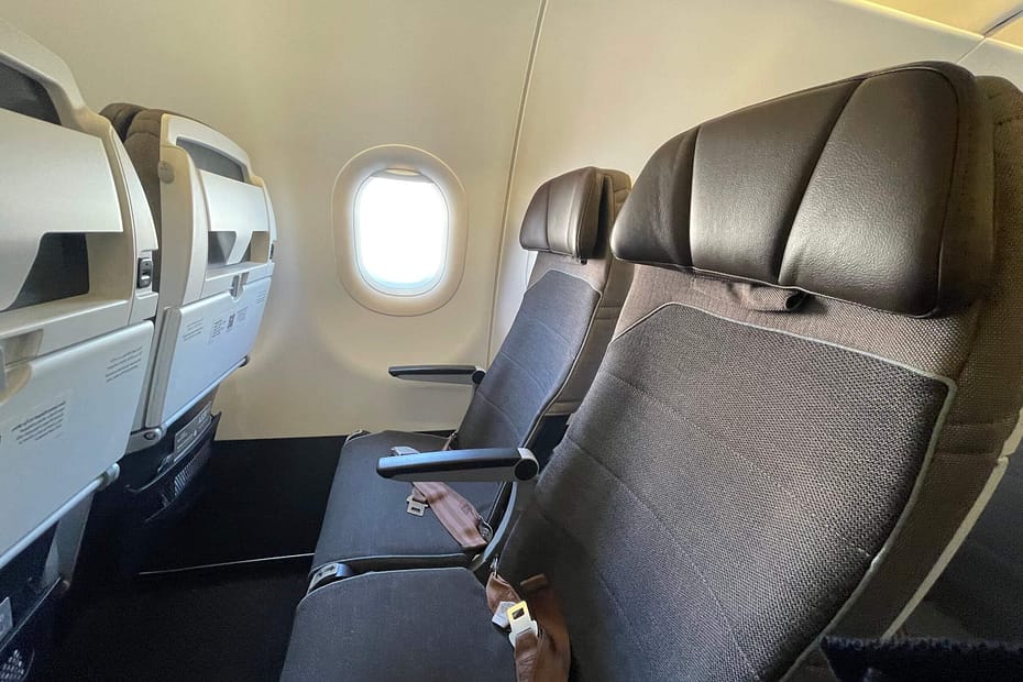 Etihad Airways A320 Economy seating